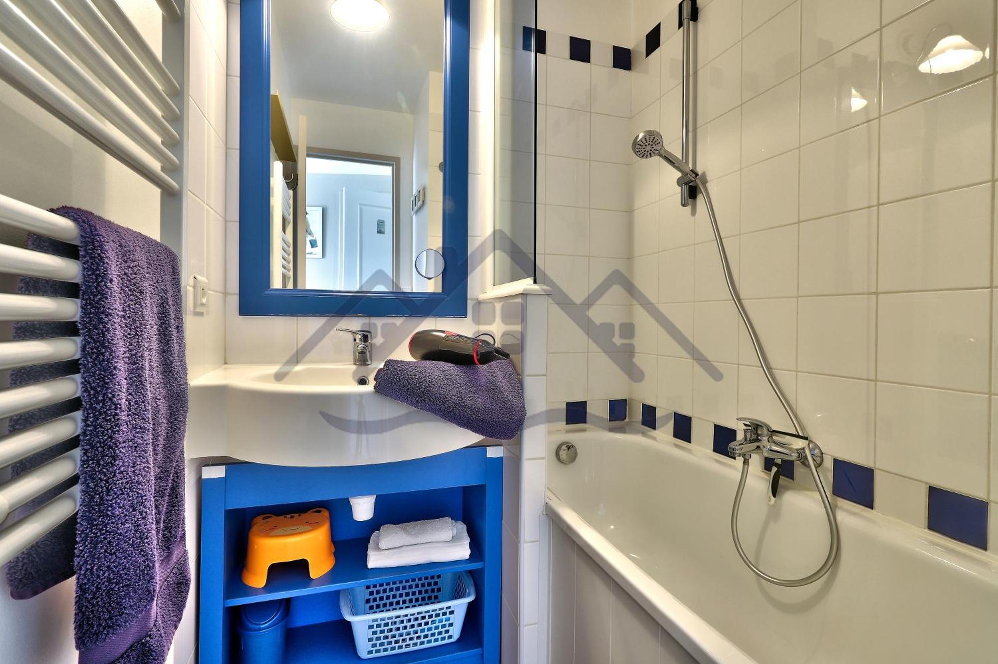 Localise - A06 - Entierement De Plain-Pied Avec Petite Vue Mer - Donnant Sur La Piscine Et Le Jardin - Wifi Inclus - Draps Inclus - Guilvinec Zewnętrze zdjęcie